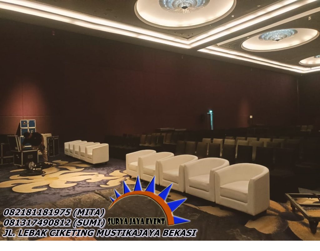 Rental Sofa Type Oval Warna Hitam Dan Putih di Jakarta
