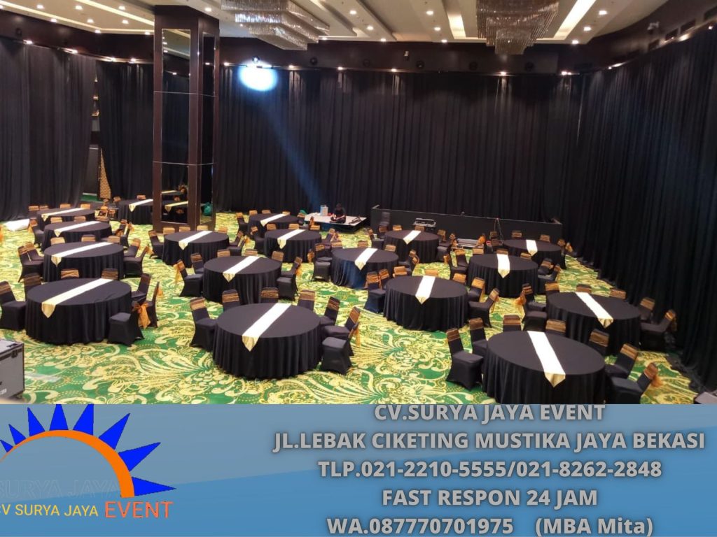 Rental Meja Bulat Tebar Hitam Runner Gold  Event Plaza BPjamsostek