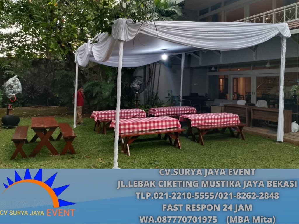 Sewa TENDA PLAFON PUTIH,MEJA TAMAN COVER MOTIF KOTAK Jaksel