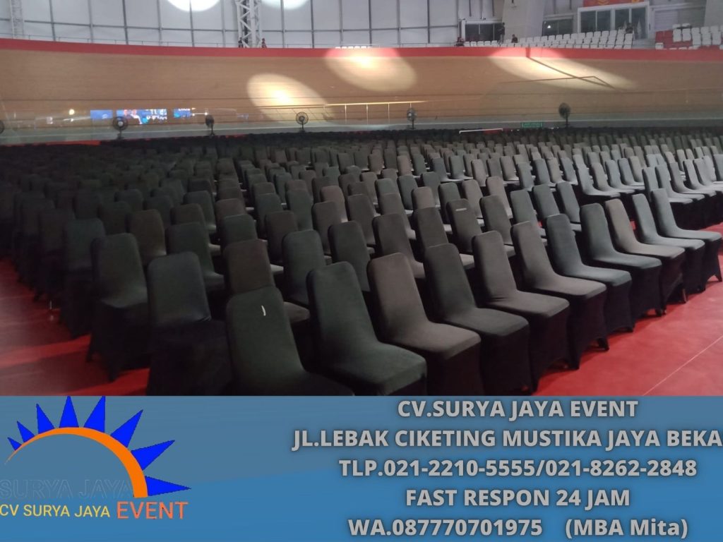 Sewa Kursi Event Cover Hitam Ketat Hotel Aston Tangerang