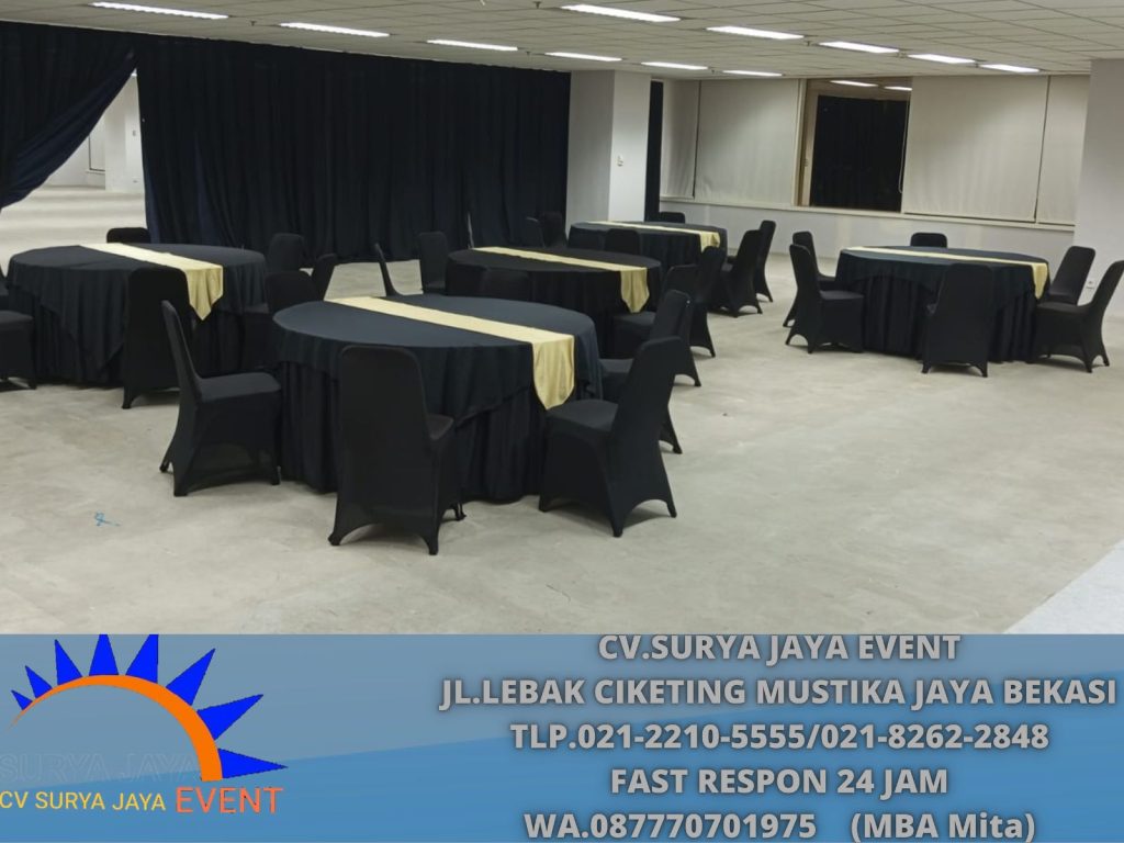 Sewa Meja Bulat D160cm Topping Hitam Runer Gold Jakarta