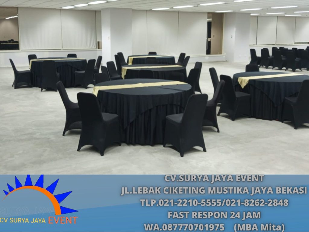 Sewa Meja Bulat D160cm Topping Hitam Runer Gold Jakarta