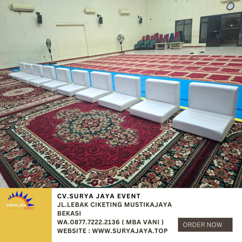 Sewa Sofa Lesehan putih,karpet Permadani Merah Jakarta