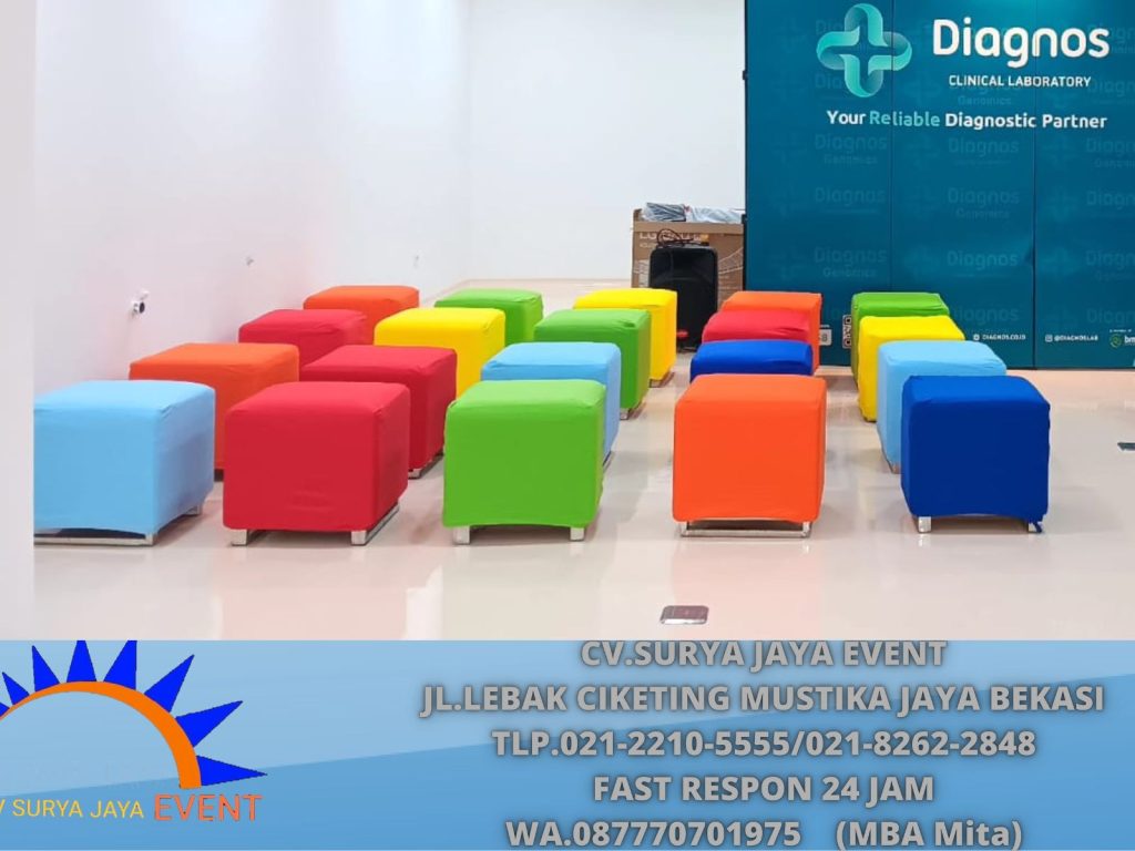 Rental Puff Kotak Warna-warni Event Ice BSD