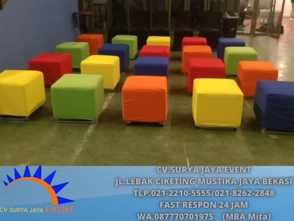Rental Puff Kotak Warna-warni Event Ice BSD