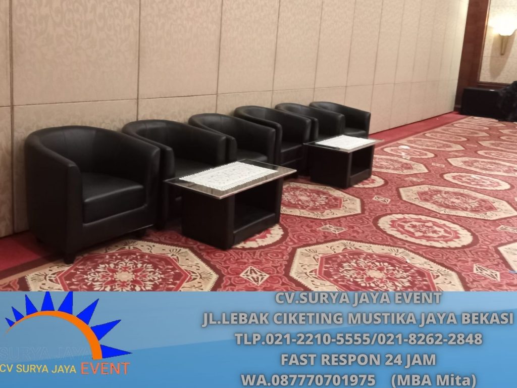 Sewa Sofa Oval Set Meja VIP Wallet Musium Market Sentul