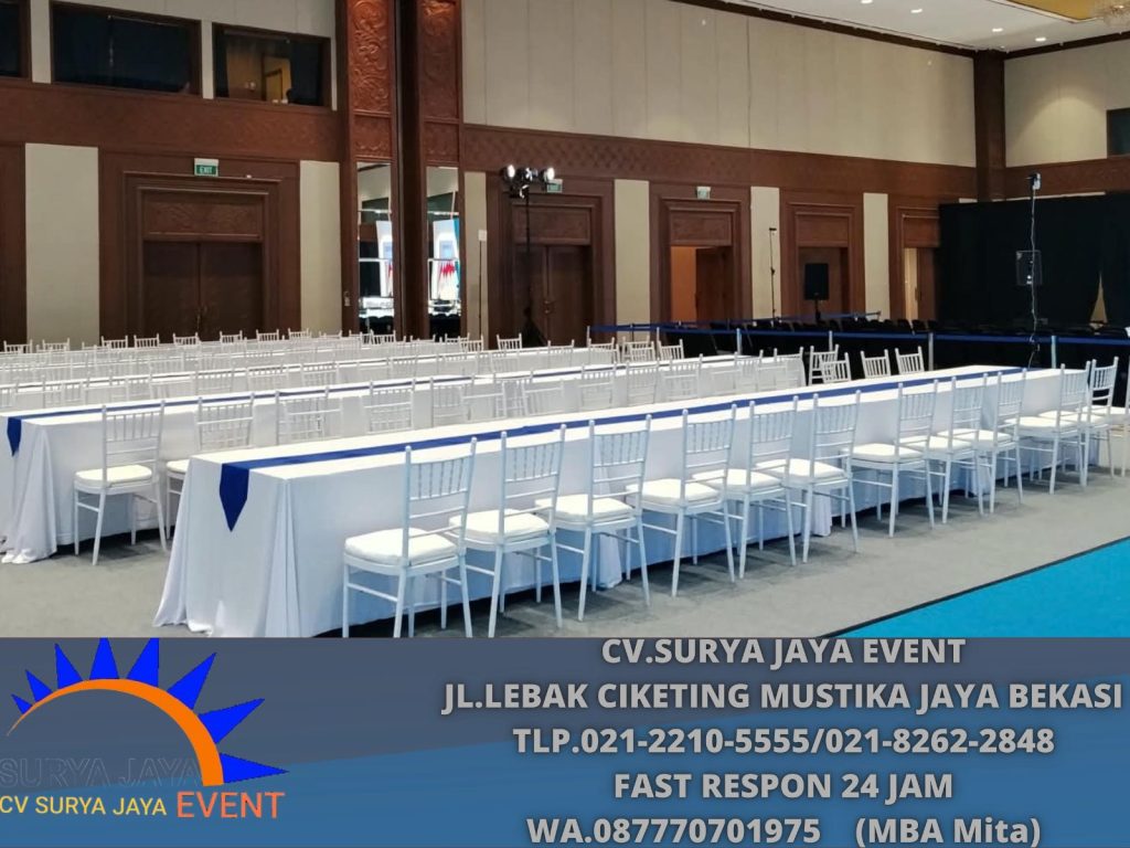 Rental Meja Kotak Set Kursi Tiffany Putih Kayu Jakarta (0877-7070-1975)