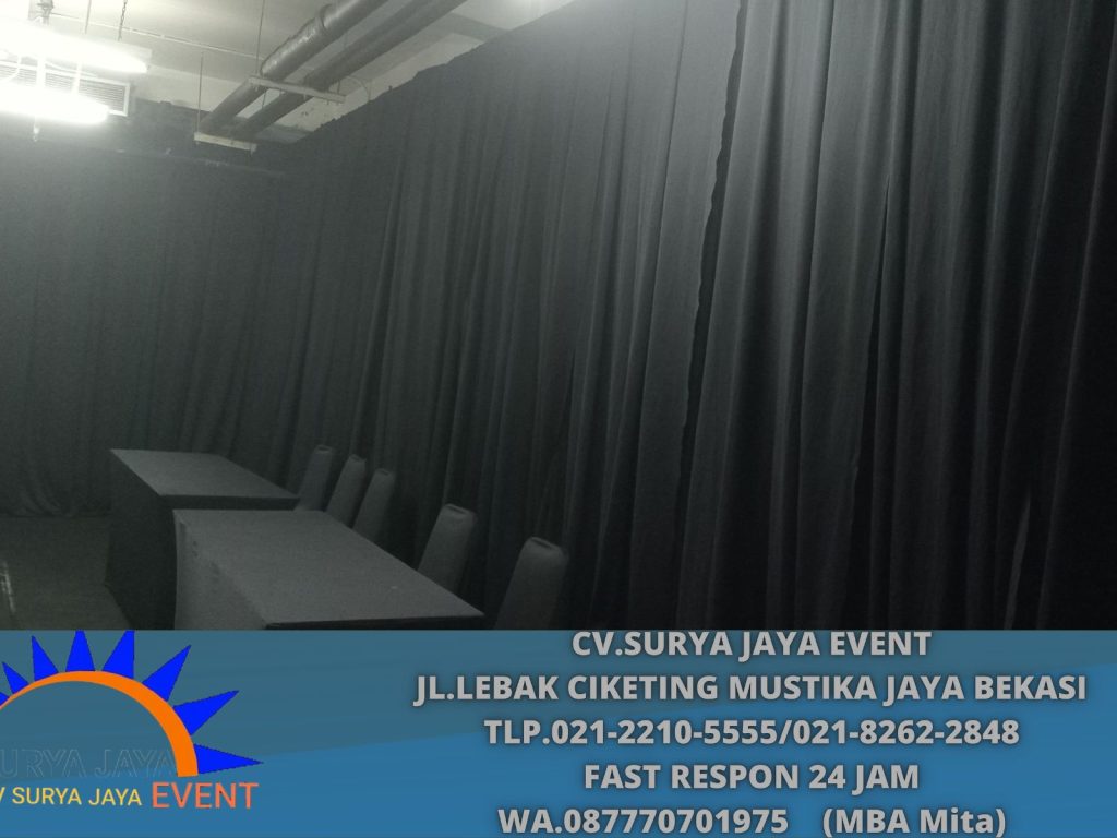 Sewa Tirai Hitam Penutup Dinding Jakarta (0877-7070-1975)